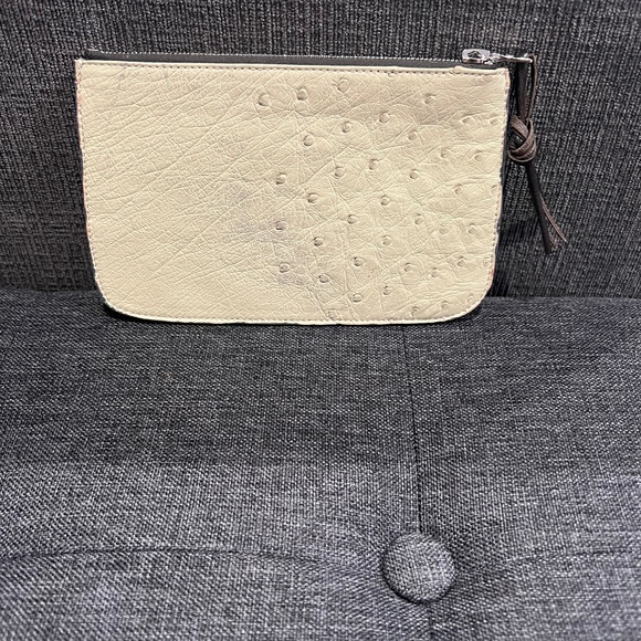 Esquivel Leather Pouch - Picture 1 of 5